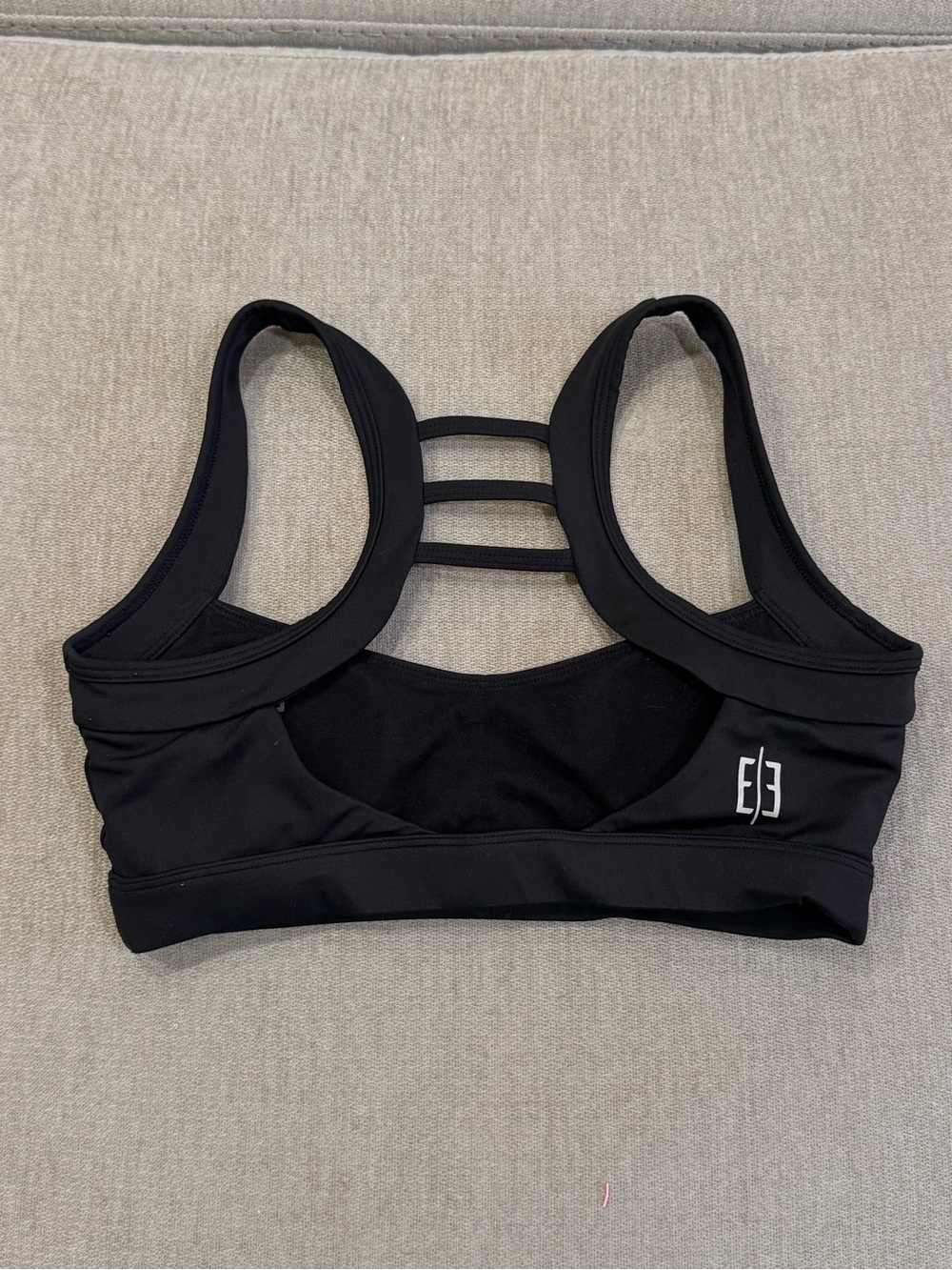 NWOT Black Strappy Back Sports Bra - Picture 3 of 4